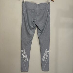 Victoria's Secret PINK Yoga Pants Leggings Logo Spellout Size Small Gray White